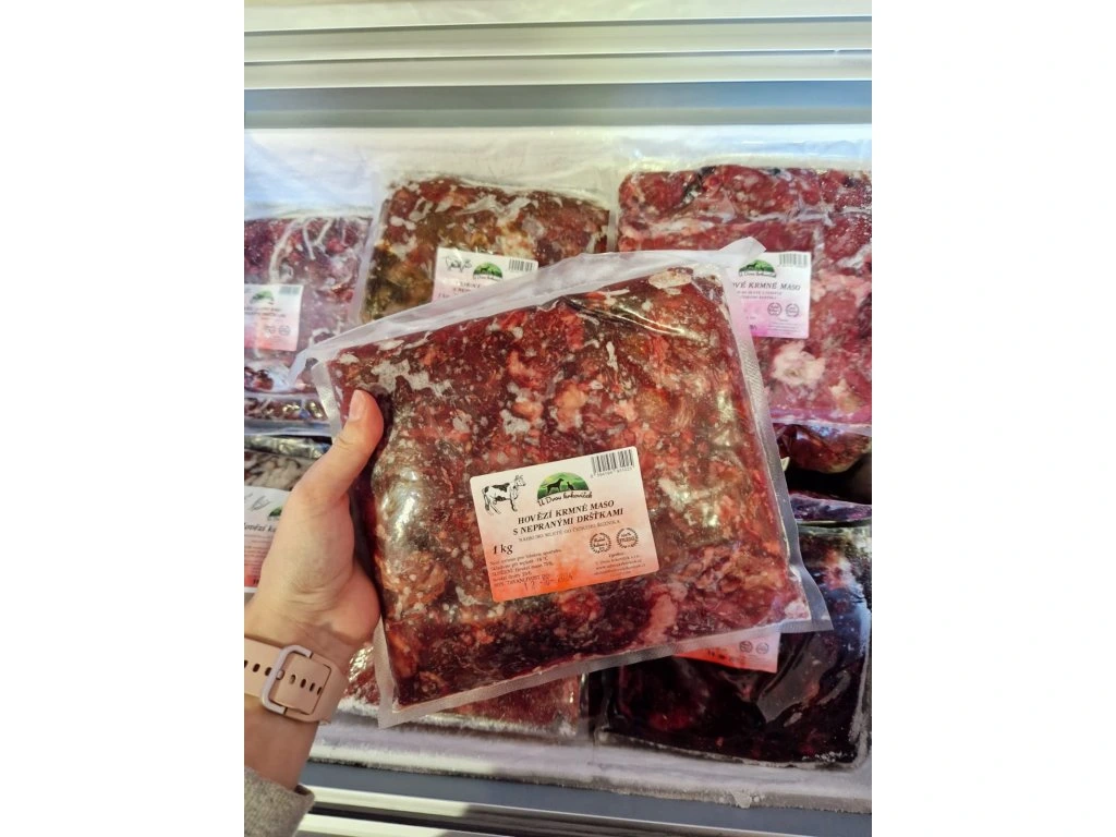 HOVĚZÍ MASO S DRŠTKAMI 1 kg