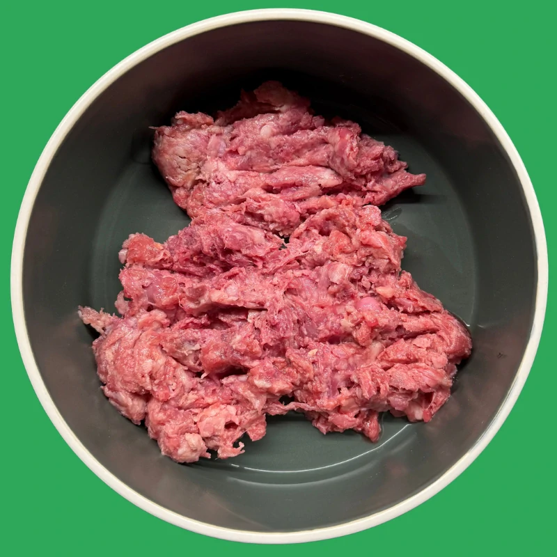 KUŘECÍ SKELETY mletý 1 kg Prominent