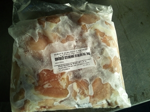 Drůbeží stehenní svalovina 1 kg