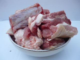 MASITÉ KOSTI hovězí 2 kg